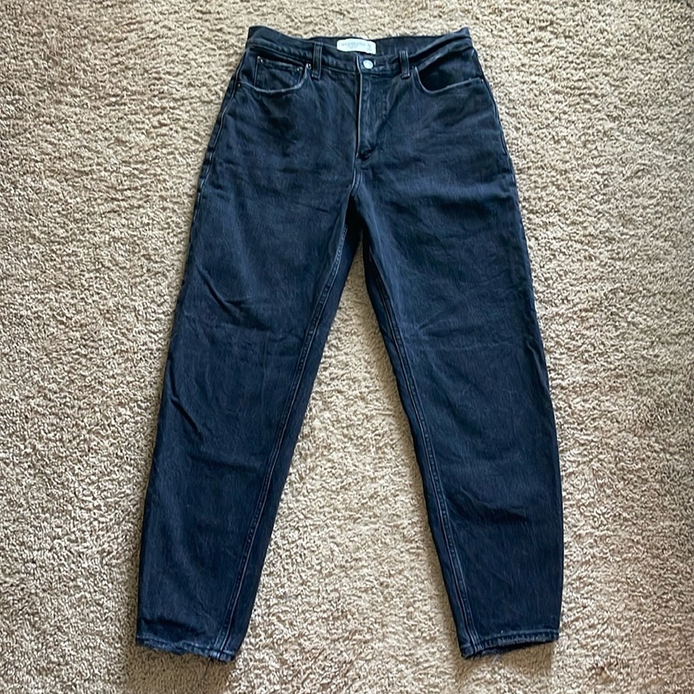 Abercrombie & Fitch The 80’s Mom High Rise Jean